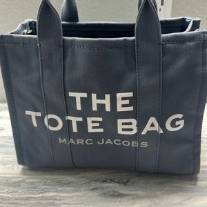 Marc Jacobs the tote bag medium